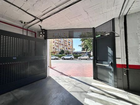 Apartamento de alquiler en Calle Sagitario, Parque de la Paloma - Photo 5