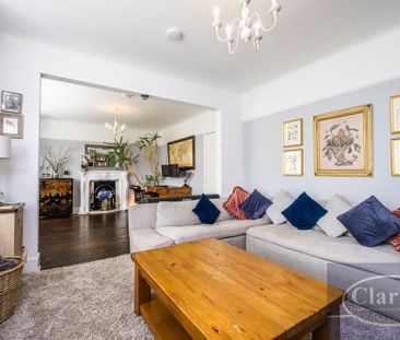 4 bedroom detached house to rent - Photo 1