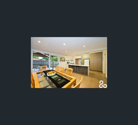 10 Arden Crescent, Rosanna, Vic 3084 - Photo 1