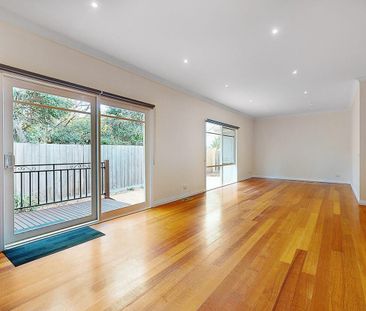 2/266 Tucker Road, Bentleigh - Photo 3