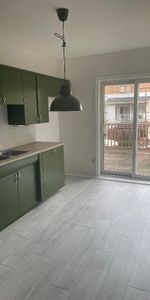 Montreal , 4 1/2 , pres metro Beaugrand - Photo 4