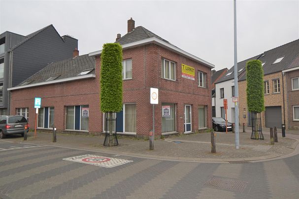 Budgetvriendelijke studentenkamer op toplocatie te hartje Geel. - Photo 1