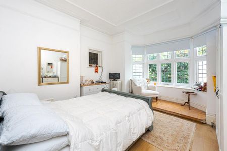 3 bedroom flat to rent - Photo 3