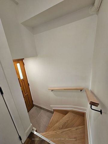 For Lease - 2170B Dufferin Street Unit# Upper Lvl, Toronto, Ontario - Photo 4