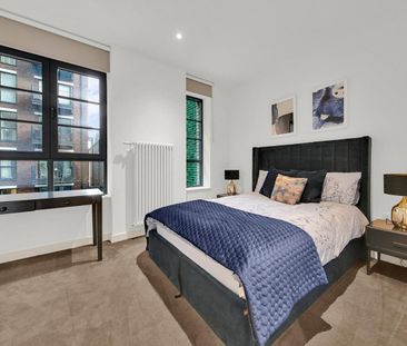 2 Bed Flat, Douglass Tower, E14 - Photo 2