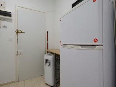 Calle del Tesoro, Madrid, Community of Madrid 28004 - Photo 3