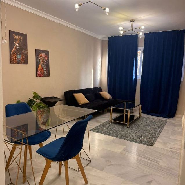 Alquiler de piso en Calle San Dionisio - Photo 1