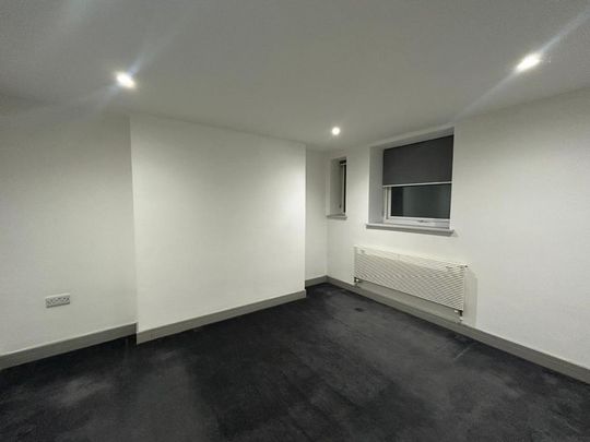 3 bedroom maisonette to rent - Photo 1