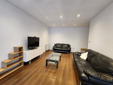 3 bedroom apartment to rent - Photo 5