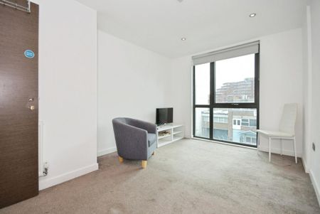 1 bedroom apartment to rent - Photo 2