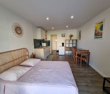 Location Appartement 1 pièce 23m² - Photo 2