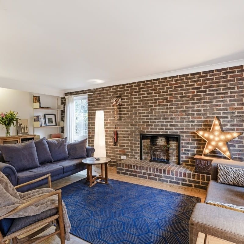 5 bedroom detached house to rent - Photo 1