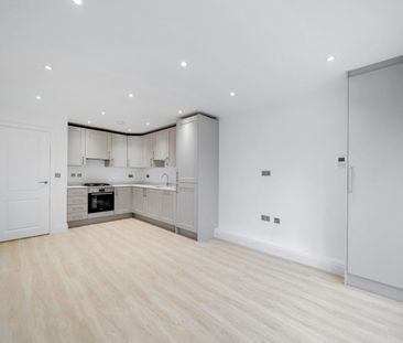 1 Bed Flat, West Hill, CR2 - Photo 6