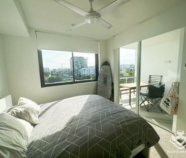 LUXURY 1 BEDROOM APARTMENT IN WEST END - Photo 6