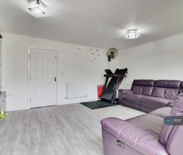 5 bedroom terraced house to rent - Photo 1
