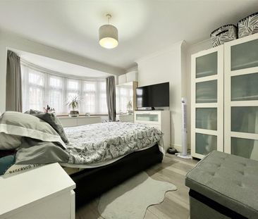 3 Bedroom House To Let - Photo 3