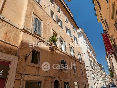 Bilocale in Affitto in Via Màrio de' Fiori a Roma - Photo 4