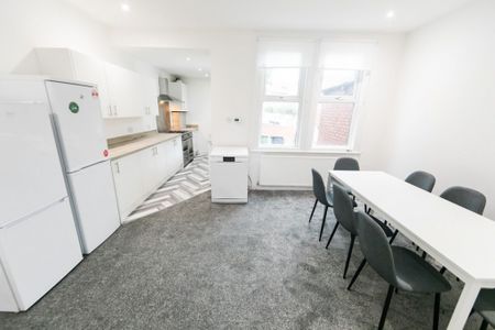 Winston Gardens, Headingley, Leeds - Photo 3