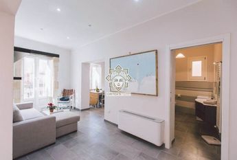 Casa con terrazzo vista mare