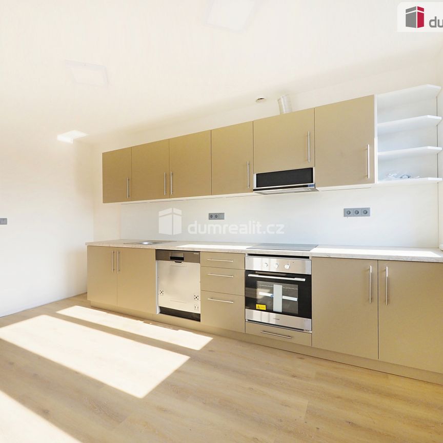 Pronájem bytu 3+kk 55 m² - Fotografie 1