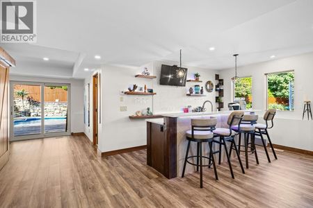 Executive Family Home in Crawford Estates - Photo 3