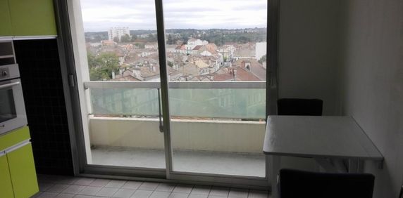 Location Appartement 2 pièces 59m² ANGOULEME 16000 - Photo 2