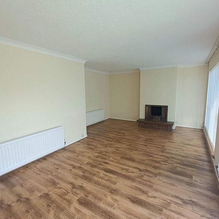 9 Pinehill Crescent, Bangor, BT19 6SF - Photo 1