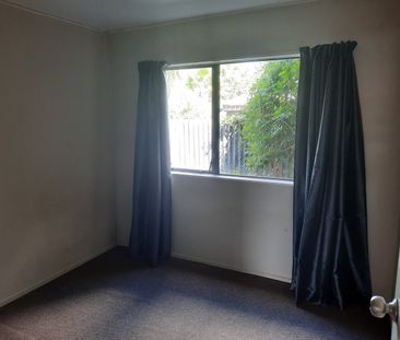 Three Bedroom Home - Photo 6