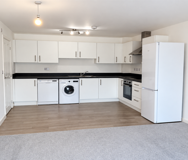 2 bedroom flat to rent - Photo 4