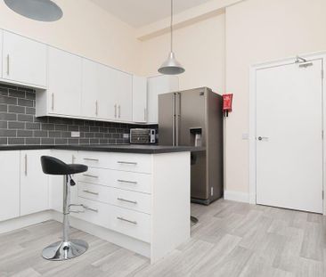 9 bedroom flat share to rent - Photo 5