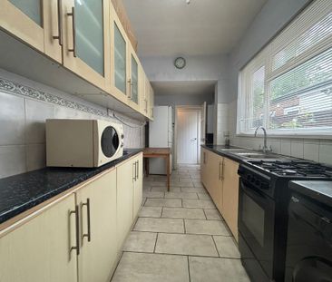 Silverton Road ,Foleshill - Photo 2