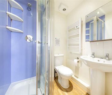 3 bedroom apartment to rent - Photo 1