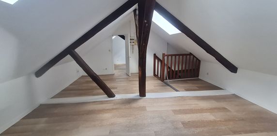 Location Appartement 2 pièces 27m² - Photo 2