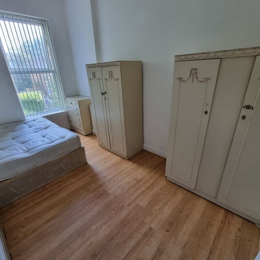 1 Bed Flat, Bentley Road, L8 - Photo 1