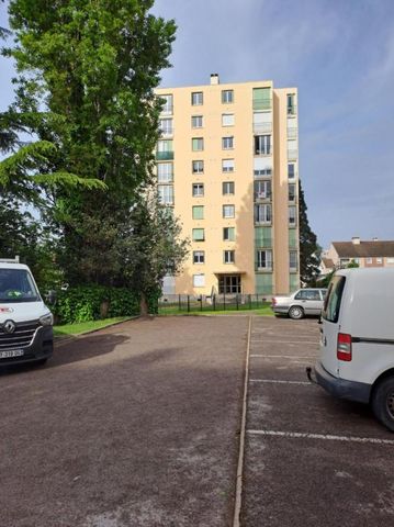 F2 RENOVE PARKING FACILE RUE LAENNEC - Photo 4