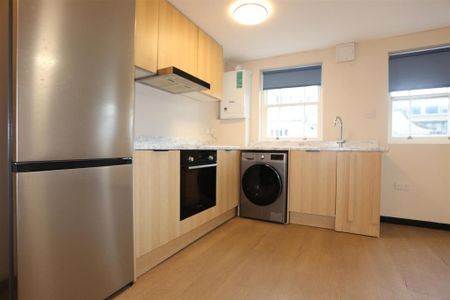 1 bedroom flat to rent - Photo 2