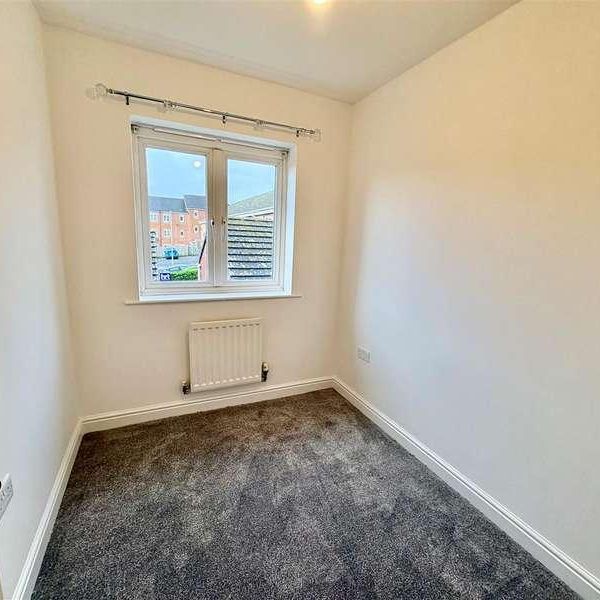 Longacres, Brackla, Bridgend, CF31 - Photo 1