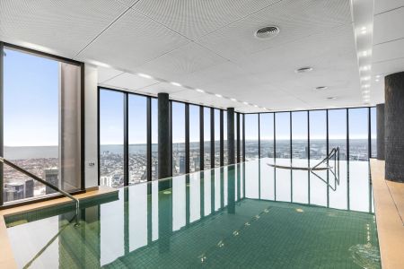 Fully Furnished Sky-High Elegance in the Heart of Southbank - Photo 4