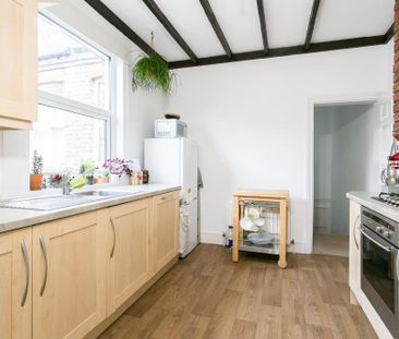 1 bedroom flat to rent - Photo 6