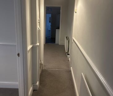 3 Bed Terraced House, Sherwood Street, RG30 - Photo 1