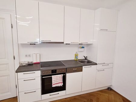 AUGARTEN-NÄHE, 48 m2 Altbau, Wohnküche, 1 Zimmer, Wannenbad, Parketten, 2. Liftstock, Rembrandtstraße - Photo 3