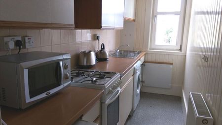 Dundee, Dundee - Photo 3