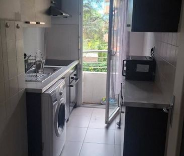 Appartement À Louer - Photo 2