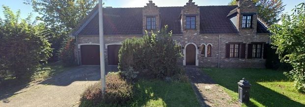 Karakteristieke, ruime woning gelegen in Heusden-Zolder - Foto 1