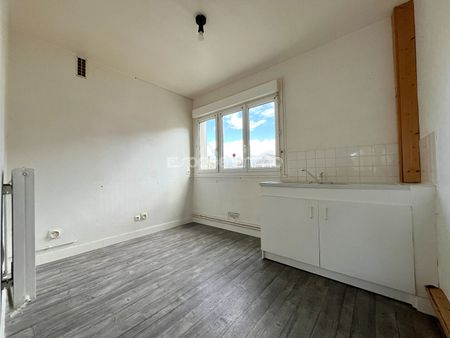Location Appartement 2 pièces 51m² NOTRE DAME DE BONDEVILLE 76960 - Photo 2