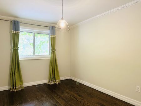 For Lease - 125 Bannatyne Drive, Toronto, Ontario - Photo 3
