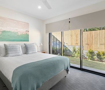 Modern Three-Bedroom Townhouse in a Sought-After Coastal Location - Photo 5