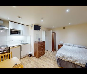 Studio Flat, Ash, NW2 - Photo 2