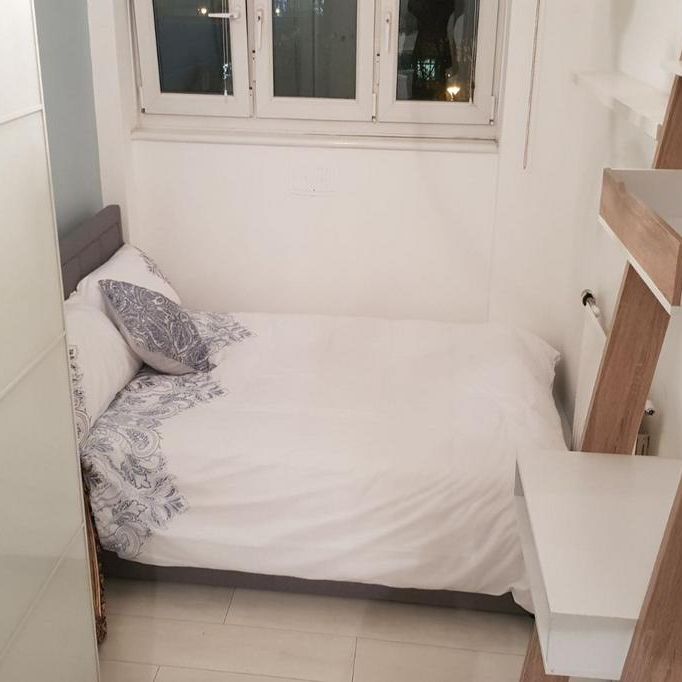1 bedroom in a flat share to rent - Photo 1