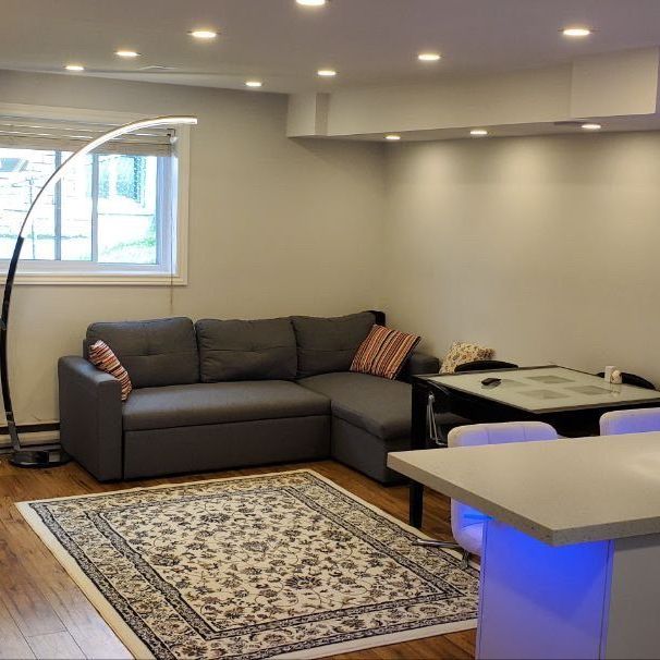 For Lease - 928 Wayne Drive Unit# Walk out Basement, Newmarket, Ontario - Photo 1